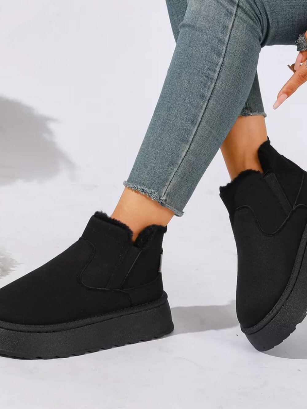 Round Toe Platform Boots - Picture 6 of 10